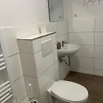 Πανσιόν Expresszimmervermietung
