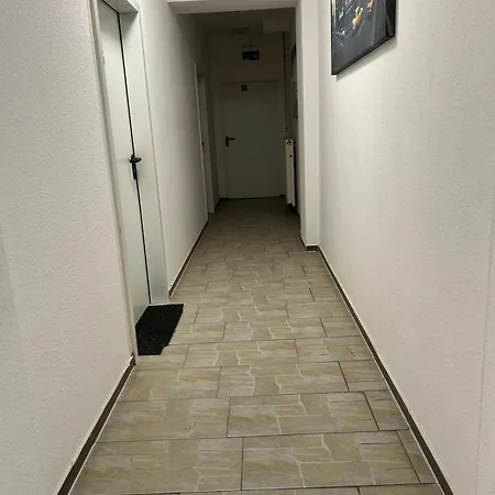 Expresszimmervermietung Πανσιόν